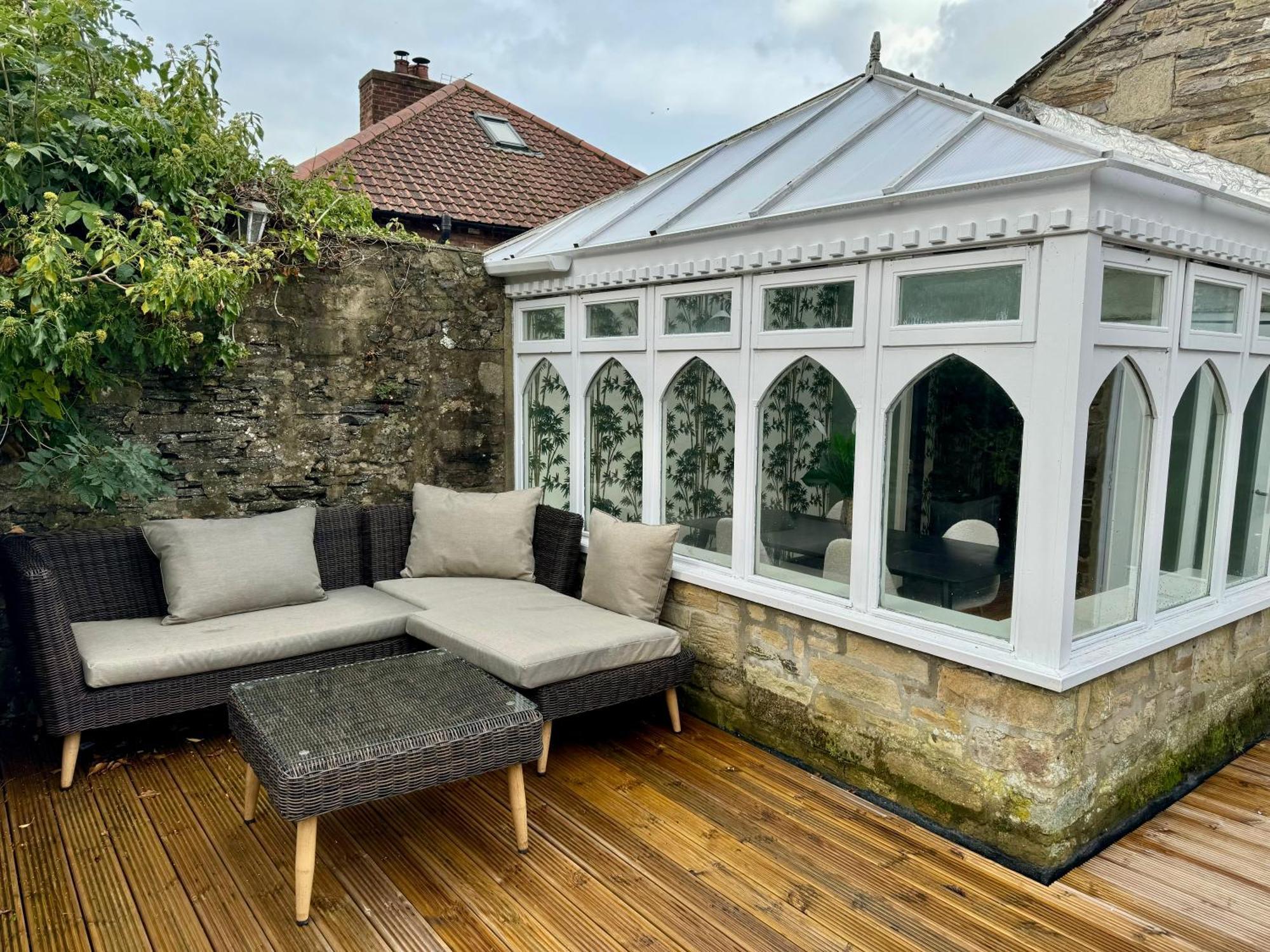 The Coach House On Love Lane - 3 Stunning Apartments In The Yorkshire Dales Лейбърн Екстериор снимка